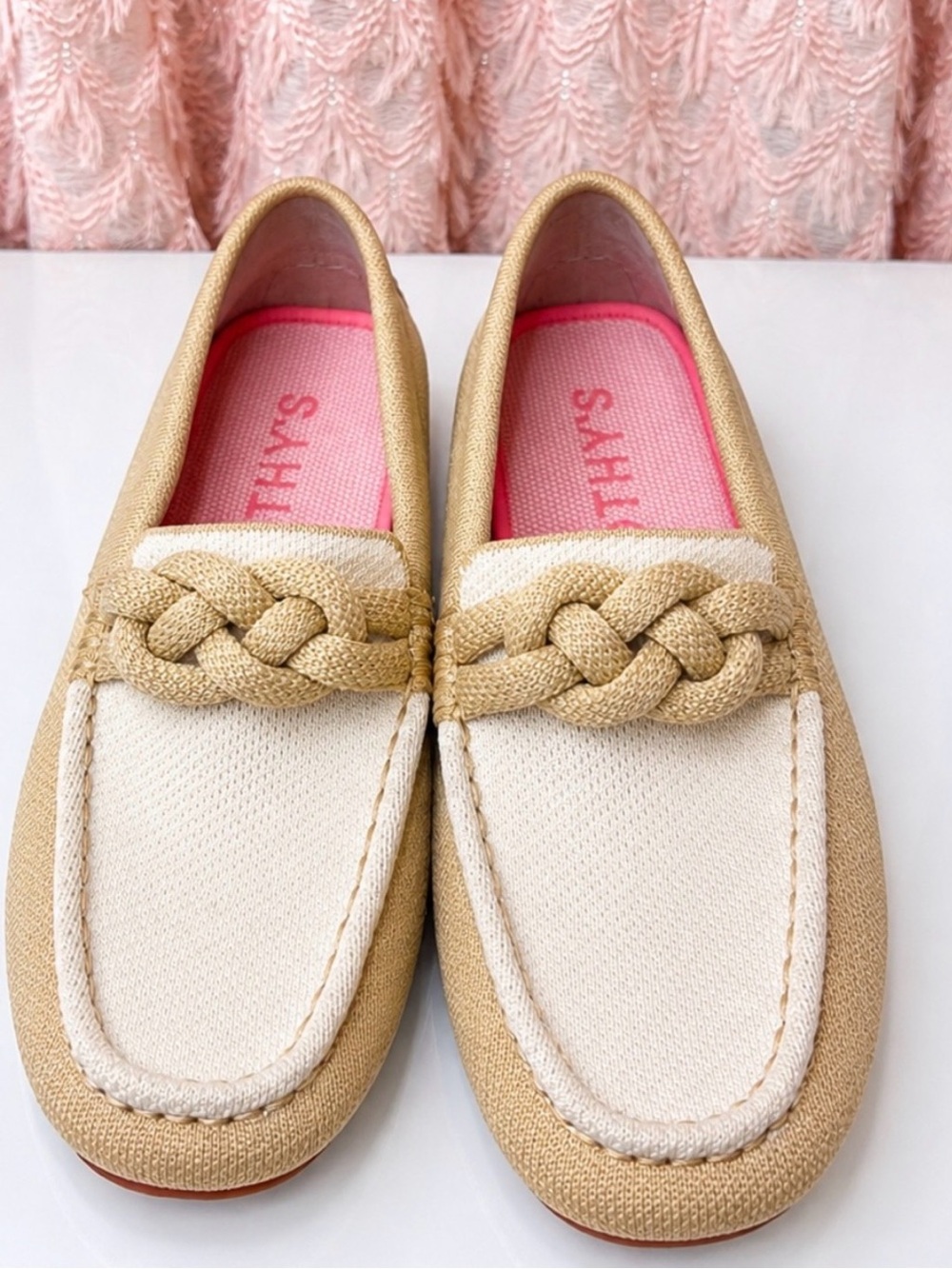 Rothy's Beige & White Knit Driving Loafers Pink Sole Comfort Flats size 6